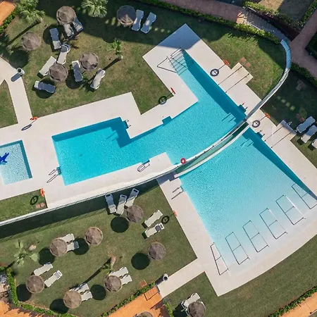 Premium Garden In Higueron Apartment